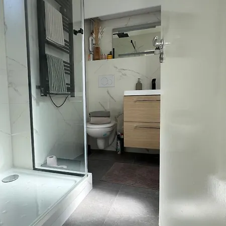 Apartment Appartement*gare De L'est-paris 10 *